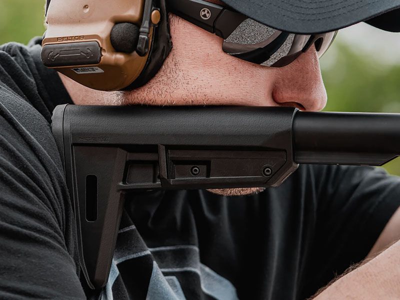 MAGPUL MOE TR Carbine Kolba Czarna