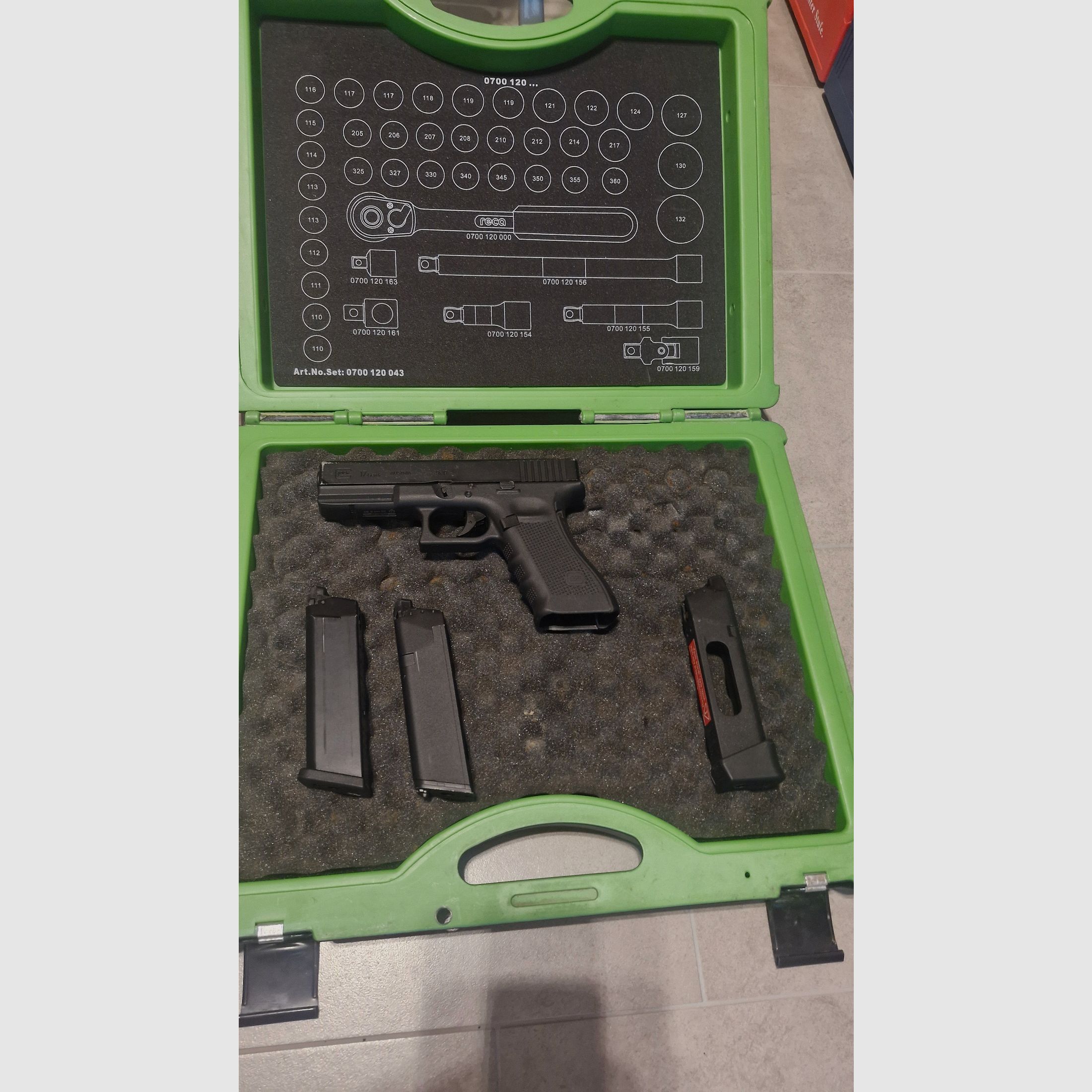 Selling various Airsoft equipment here