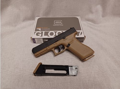 Glock 17 Gen5 / Coyote / 4,5 mm BB / BlowBack / CO2 / Pistole / OVP (32)