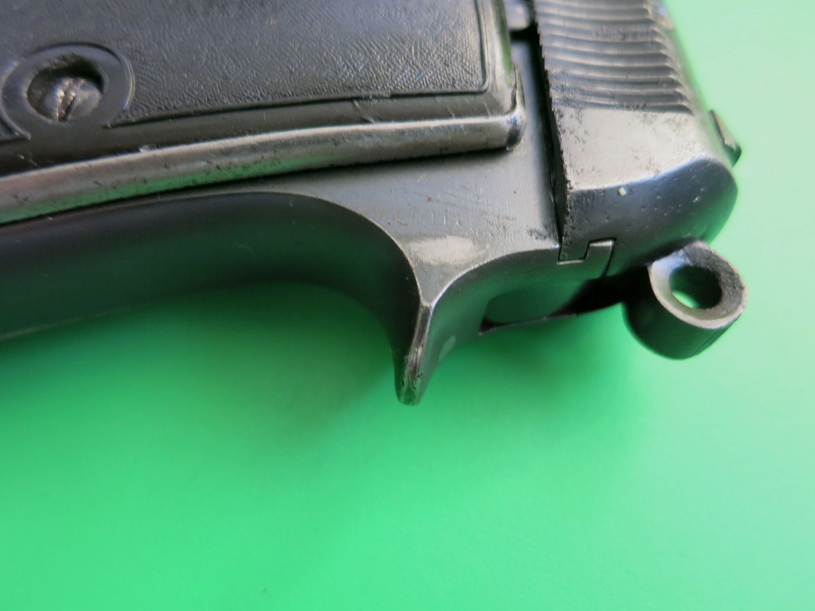 Pistola semiautomática Beretta M1934, 9 mm Corto (380 Auto), Luftwaffe/Heer #33