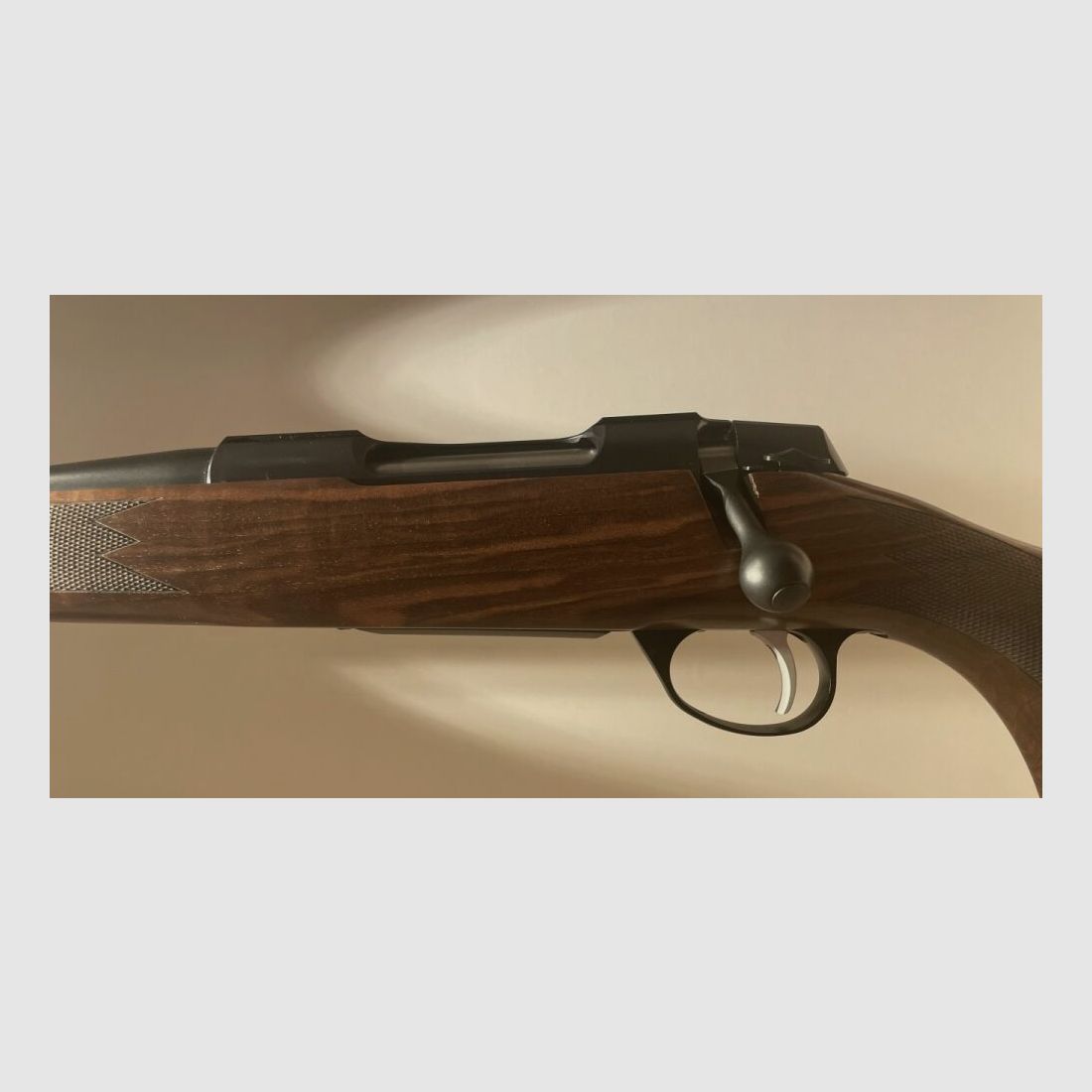 SAKO 90 HUNTER SHORT with thread - LEFT-HAND VERSION