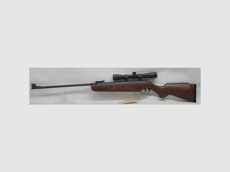 Hunter Force 600 Kal.4,50 mm - inkl. 4x32 ZF