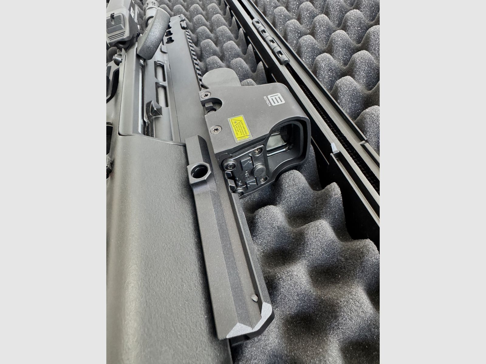 Steyr AUG-Z A3 S.W.A.T. incl EOTECH XPS2-0 & Streamlight TLR RM2