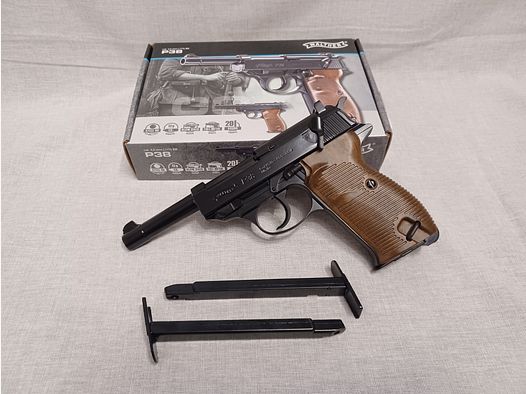 Legends P38 / 4,5 mm BB / BlowBack / CO2 / Pistole / OVP (127)