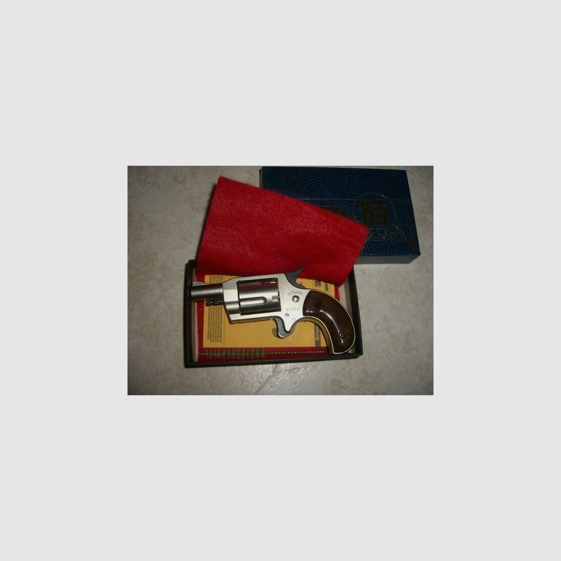 schöner Derringer Röhm Little Joe 6 mm Platz !!!!