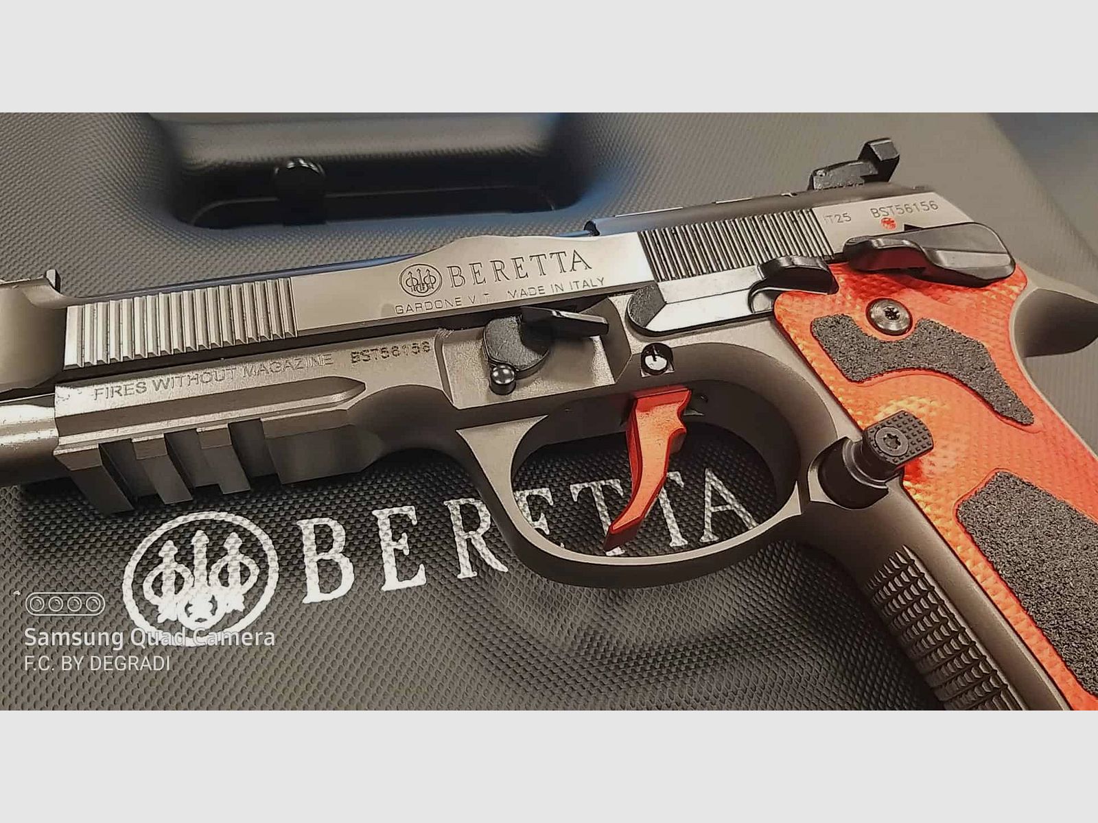 NOVITA’ BERETTA 92X PERFORMANCE DARK SERIES DOSTĘPNY „LA ROSSA”, zdjęcie 4 z 6