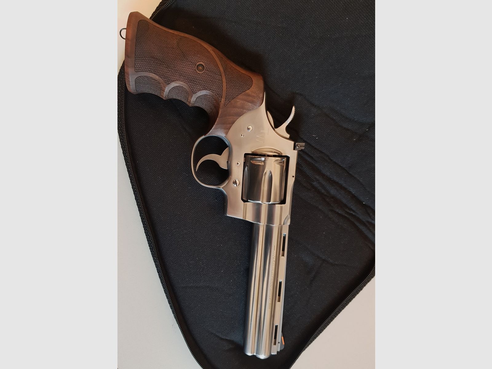 Colt Python .357Mag, 6 Zoll, Stainless