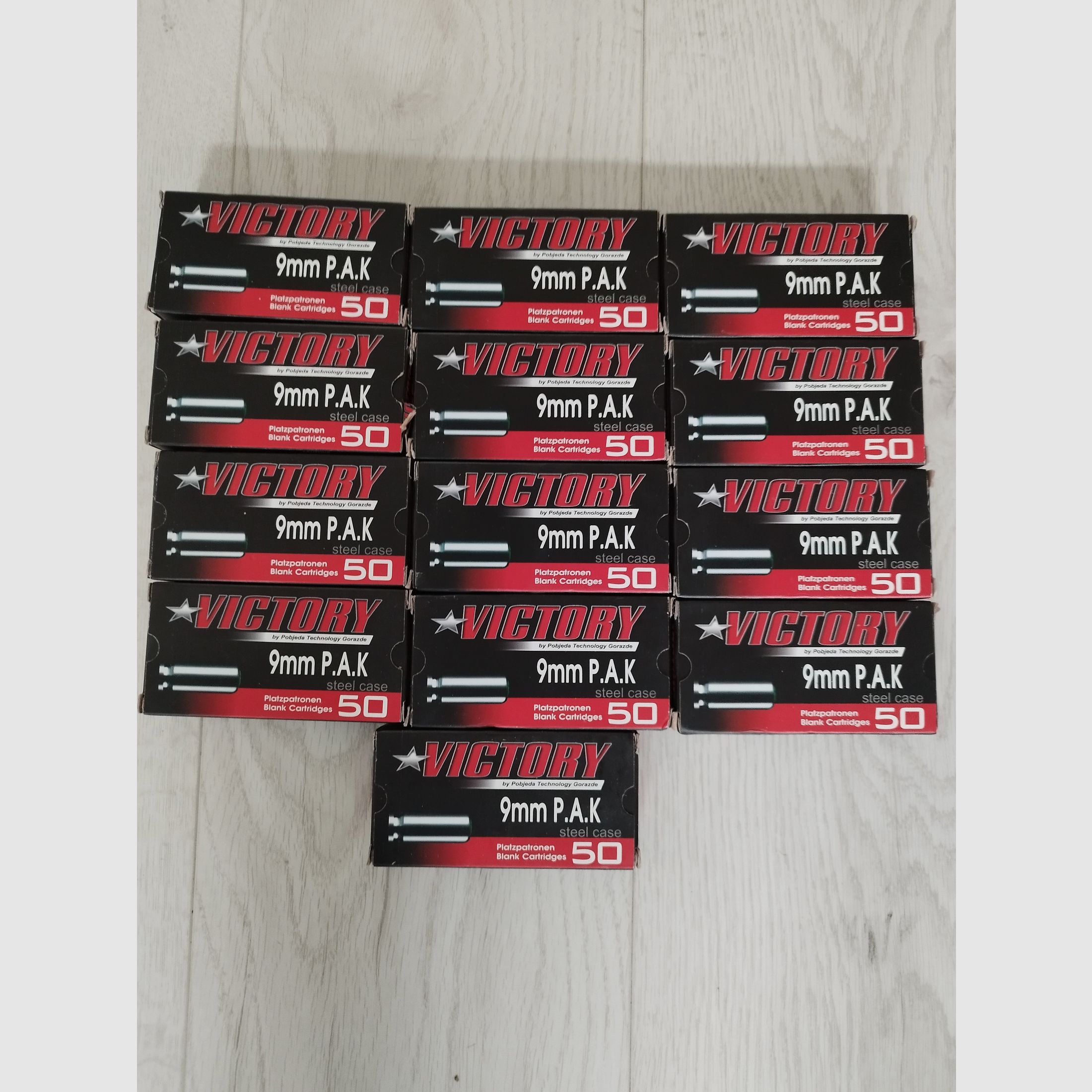 650 (13x 50) Schuss 9mm P.A.K  Victory