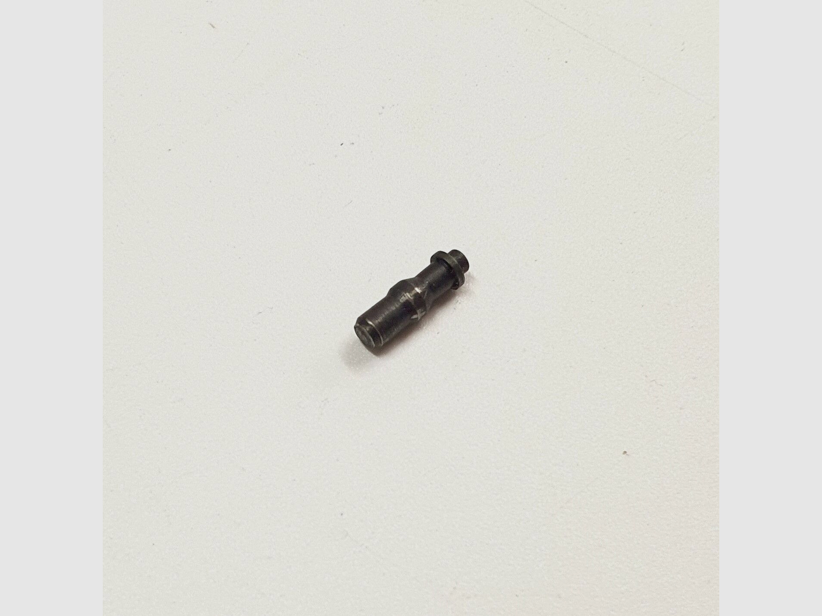 30M1 [37] US 30M1 carbine locking piece / Operating Slide Stop, used, US Military part A196441