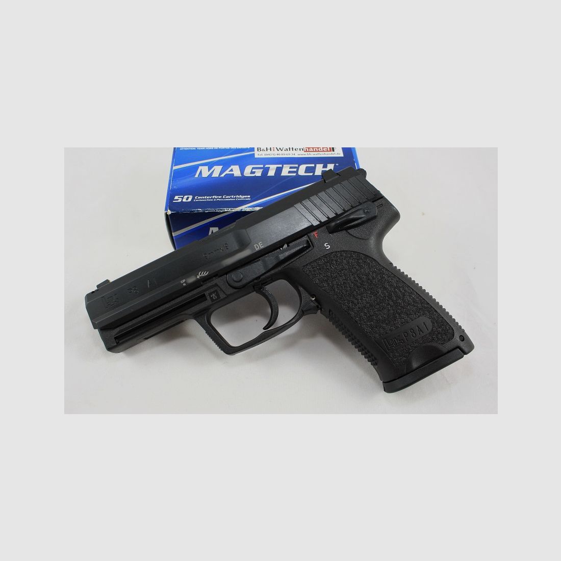 Neuwaffe, auf Lager: Heckler & Koch P8 A1 Dienstpistole der Bundeswehr 9mm Luger / 9x19 H&K HK