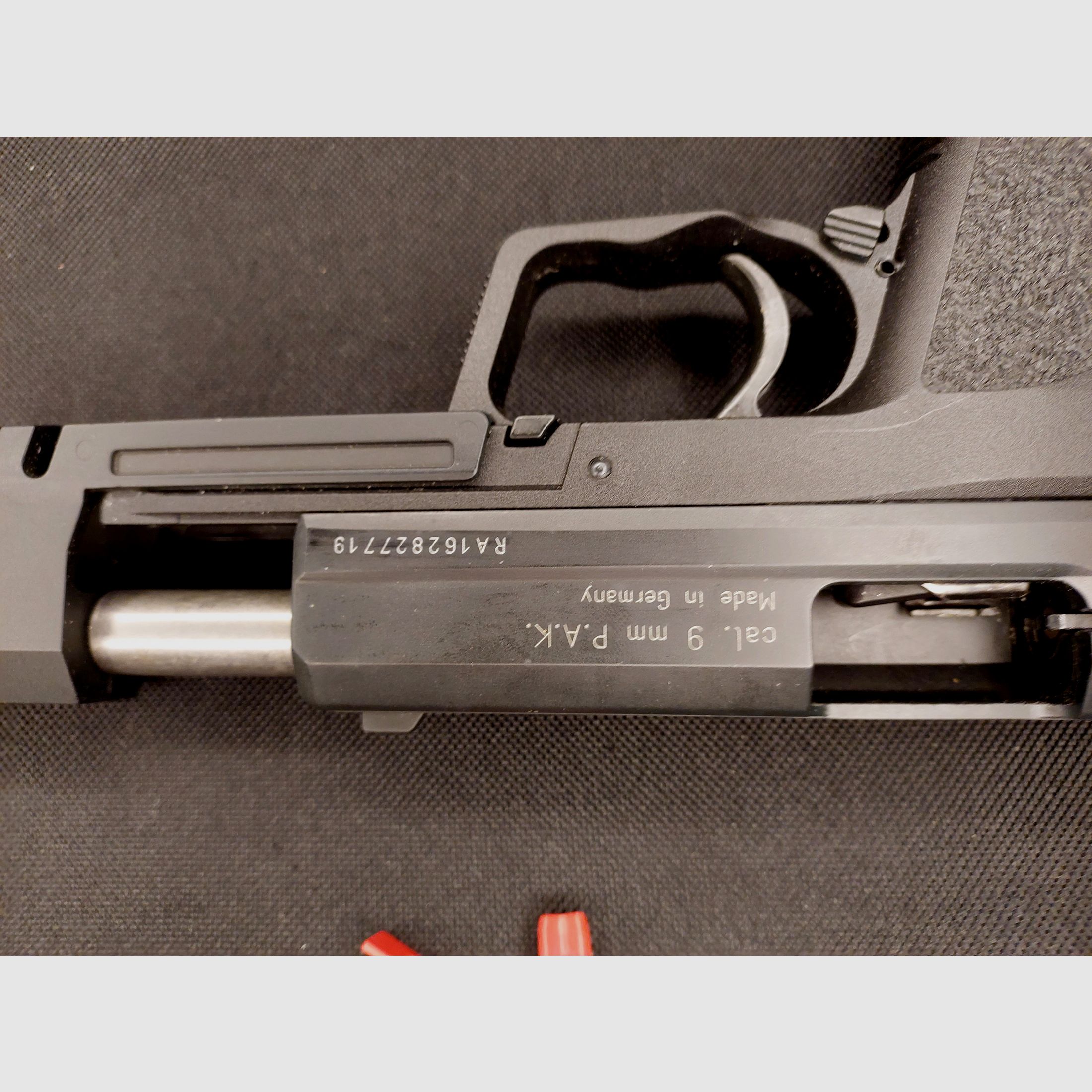 Röhm RG 96 Match Schreckschusspistole brüniert Kal. 9 mm P.A.K brüniert (PTB 699) RG 96 Set mit Matchaufsatz und 2 Magazinen