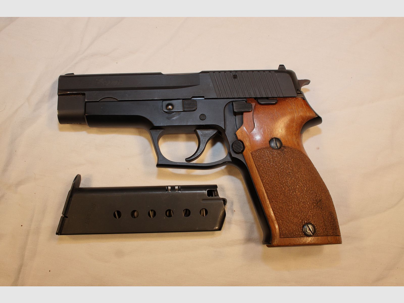 SIG Sauer Selbstladepistole  Modell: 220 + Wechselsystem