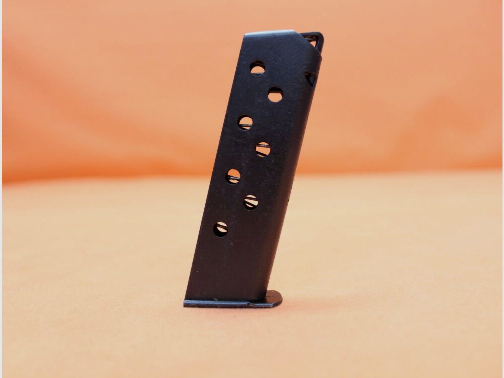 DDR SURPLUS Walther PP: Magazine DDR (without marking) 8-round blued without magazine base 7.65mm Browning