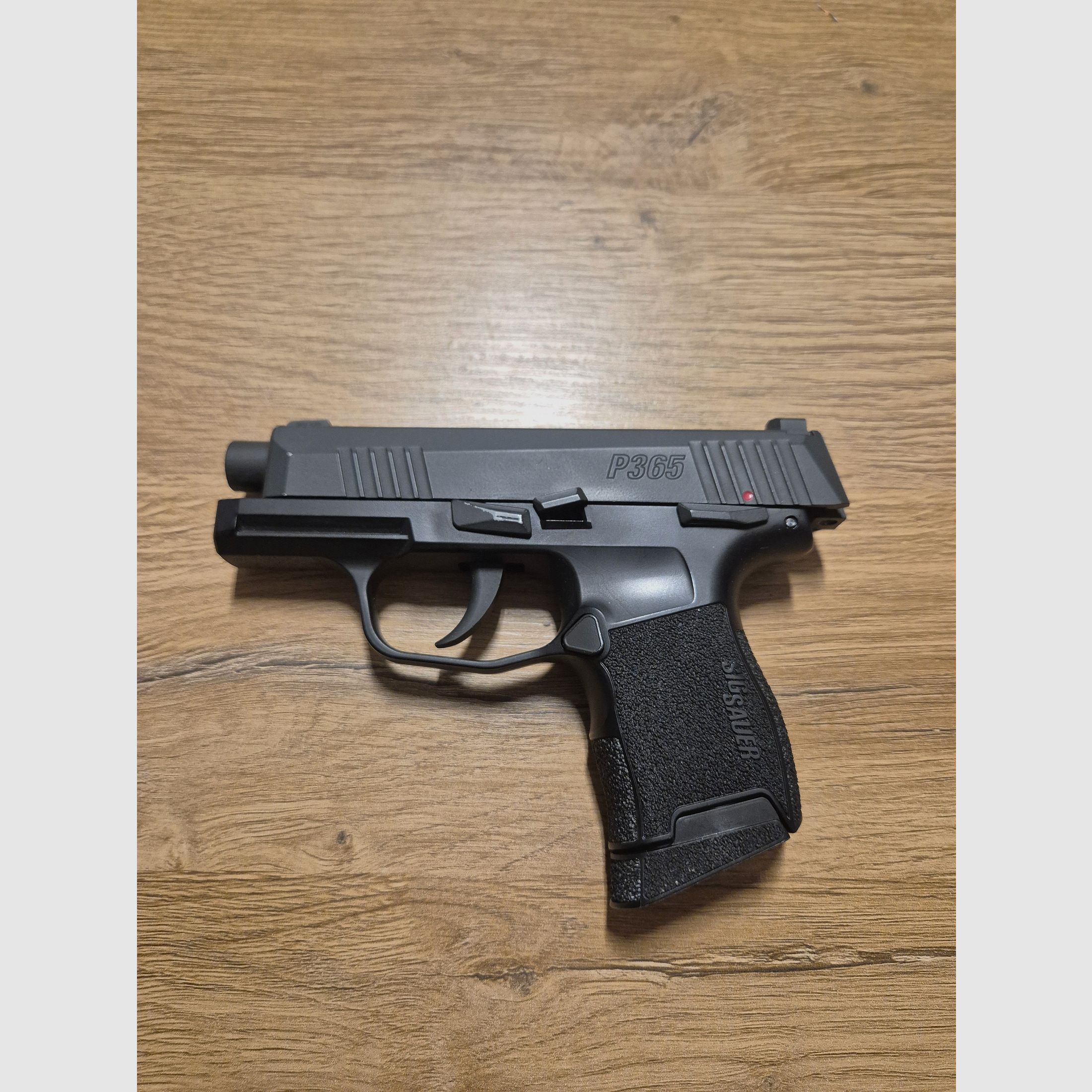 <SIG SAUER P365 / 4,5 mm BB / BlowBack / CO2>