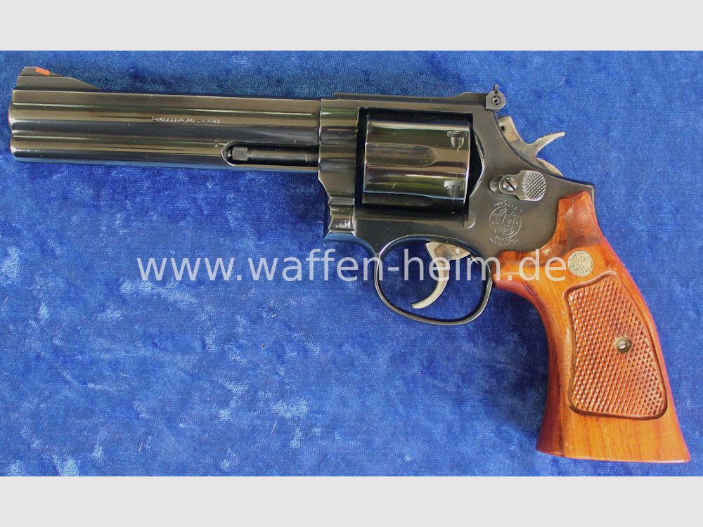 Smith & Wesson	 586 - 1