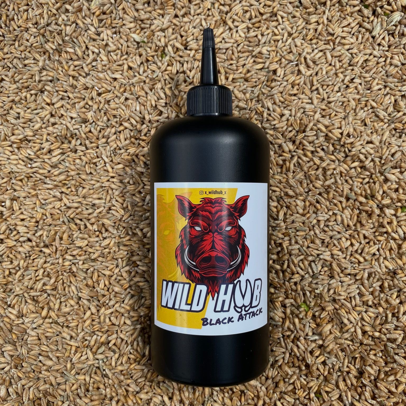 WILD HUB BLACK ATTACK SAUEN LOCKMITTEL WILDSCHWEIN LOCKSTOFF 500ML
