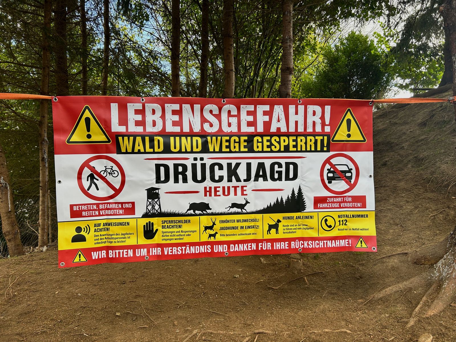 Warning signs driven hunt