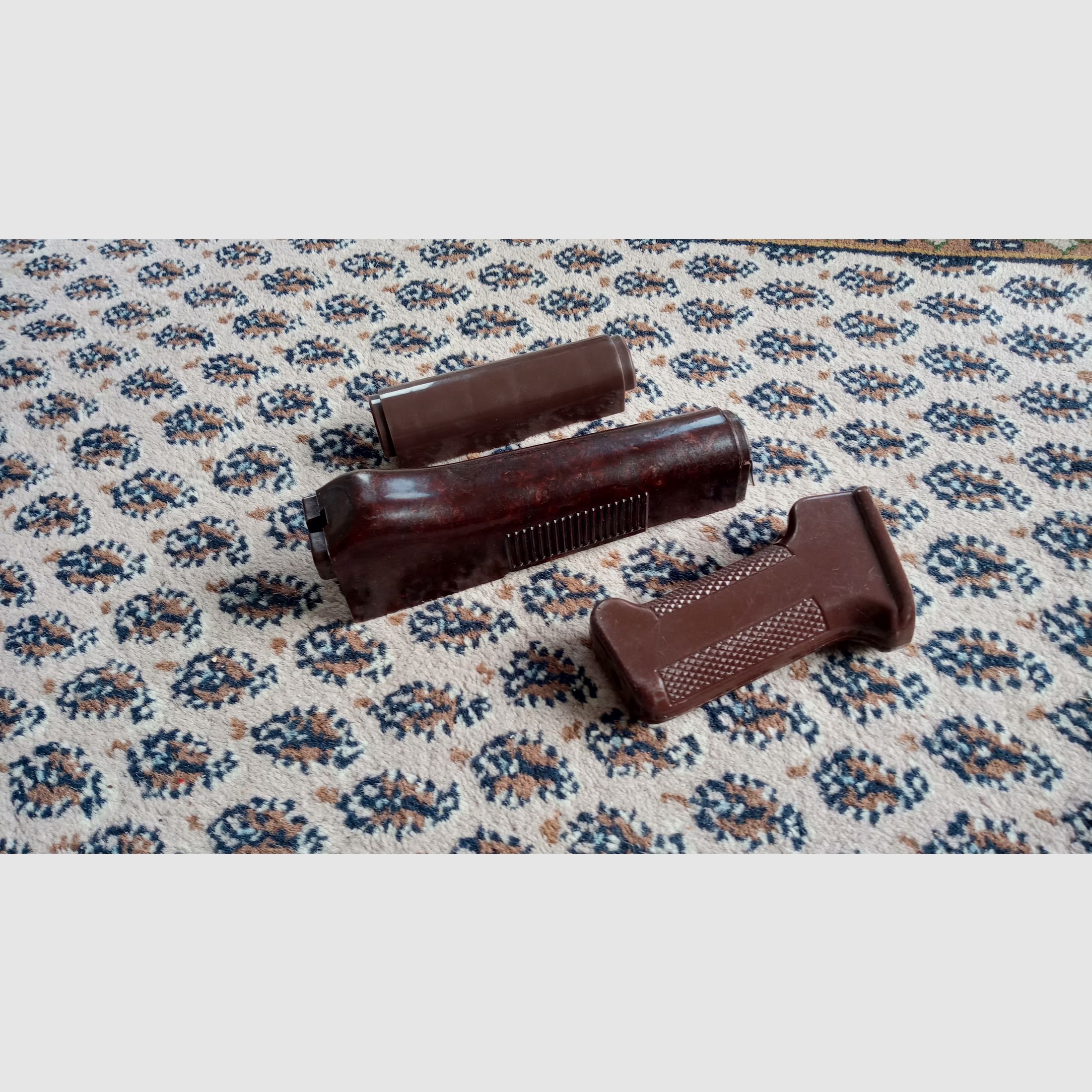 Set di protezione anteriore AKMS MPi dell'Est Germania per AKMS & AK74 DDR NVA in bakelite e plastica // montaggio indiretto anche per NEDI SDM Type 56 possibile, immagine 19 di 20