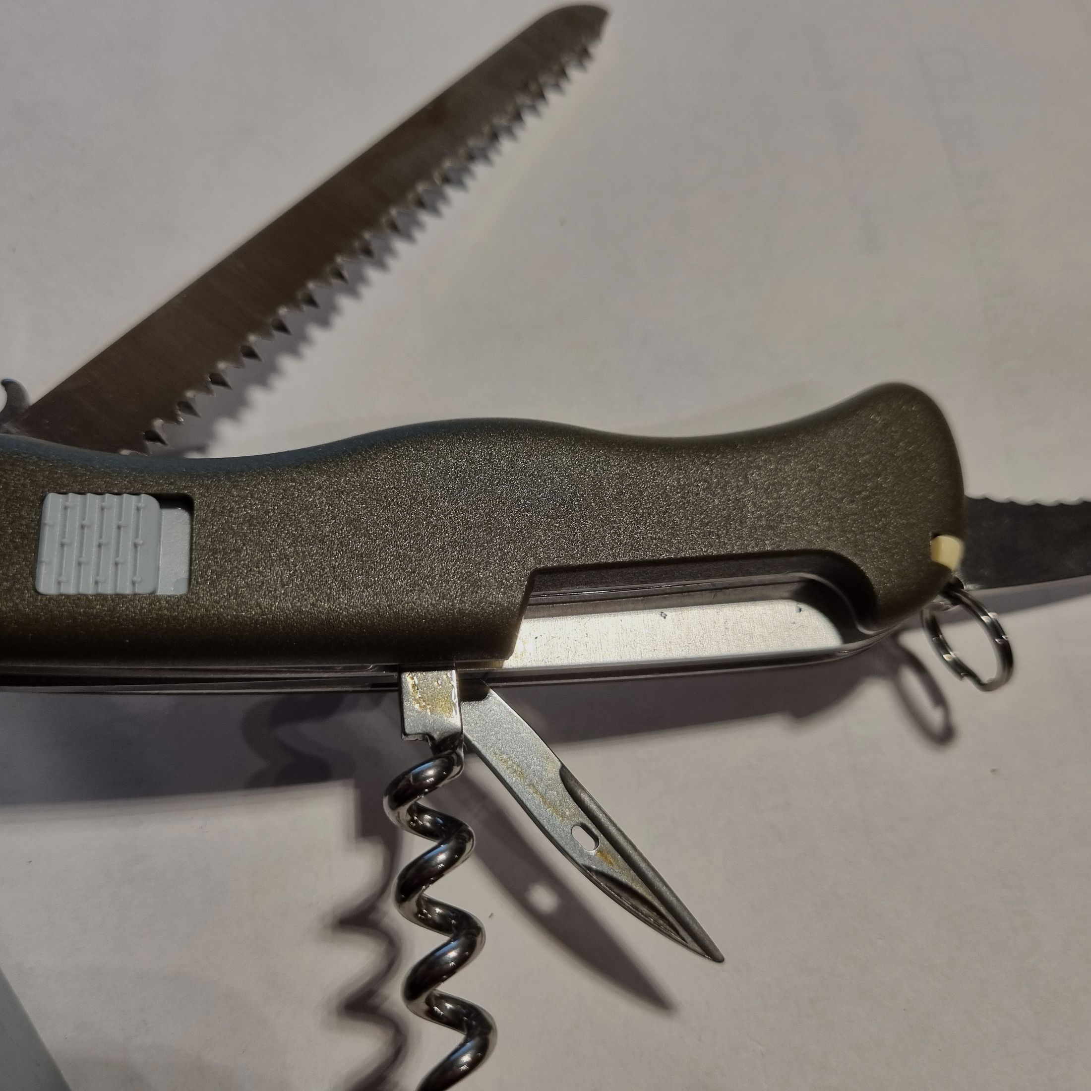 Victorinox Hunter Green 0.8873.4