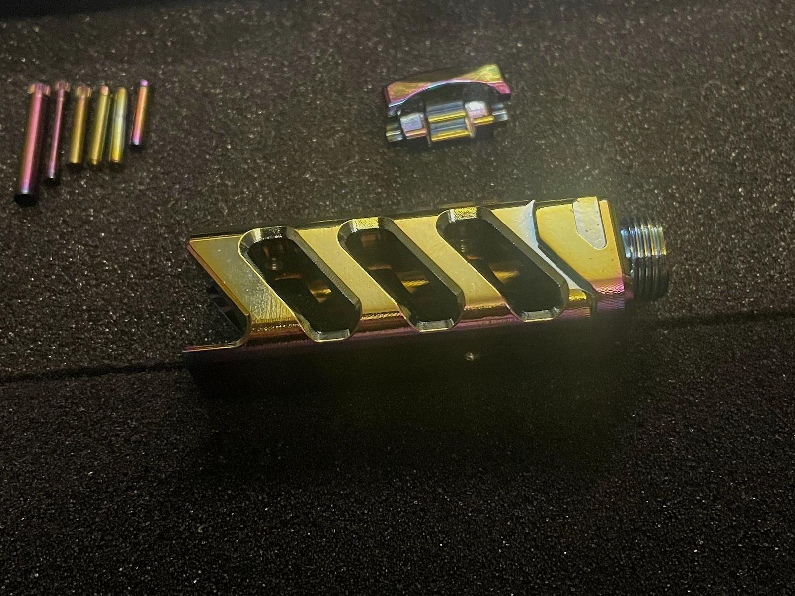 Collezione Airsoft - Tokyo Marui, HiCapa, WE - Beretta e AAP-01 aggiornamenti; portaplacca Zentauron Ares e molta attrezzatura