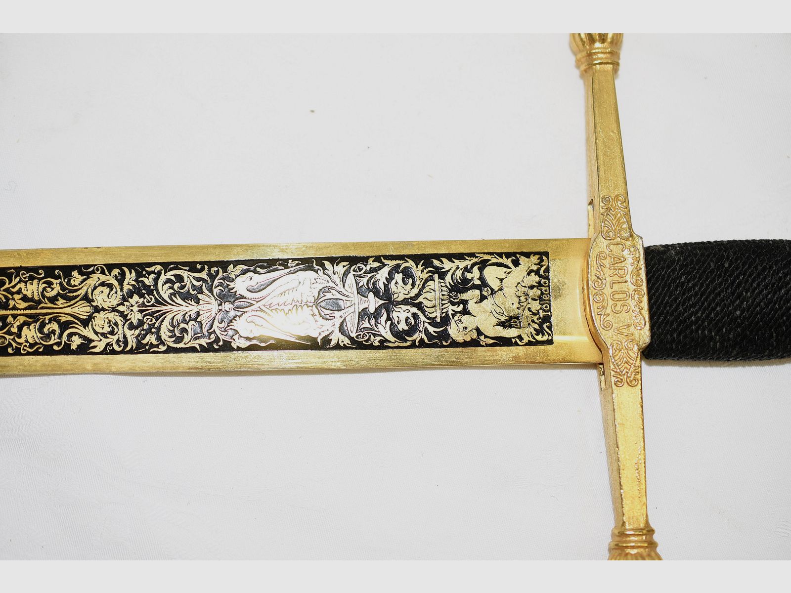 Renaissance-Schwert, Goldenes Schwert Carlos V, Kaiser Karl V, Toledo Gesamtlänge 74 cm