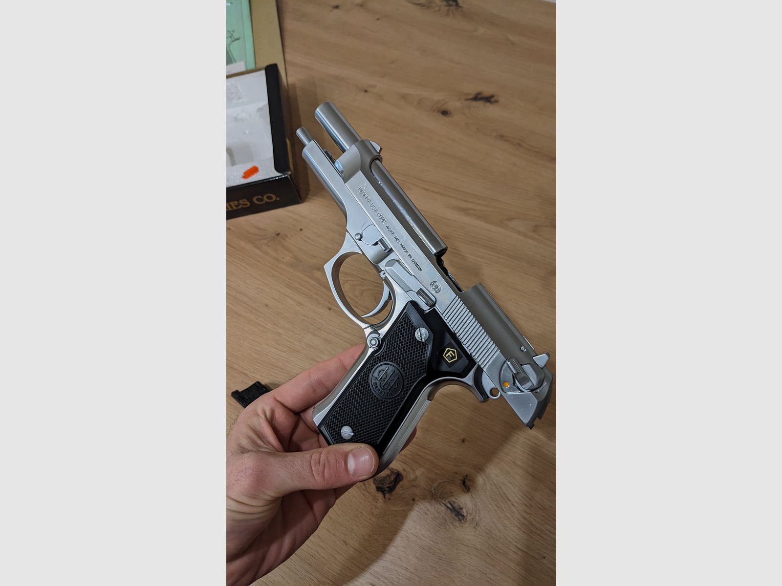 Beretta M92 FS / Omega Industries / Gas-Blowback 