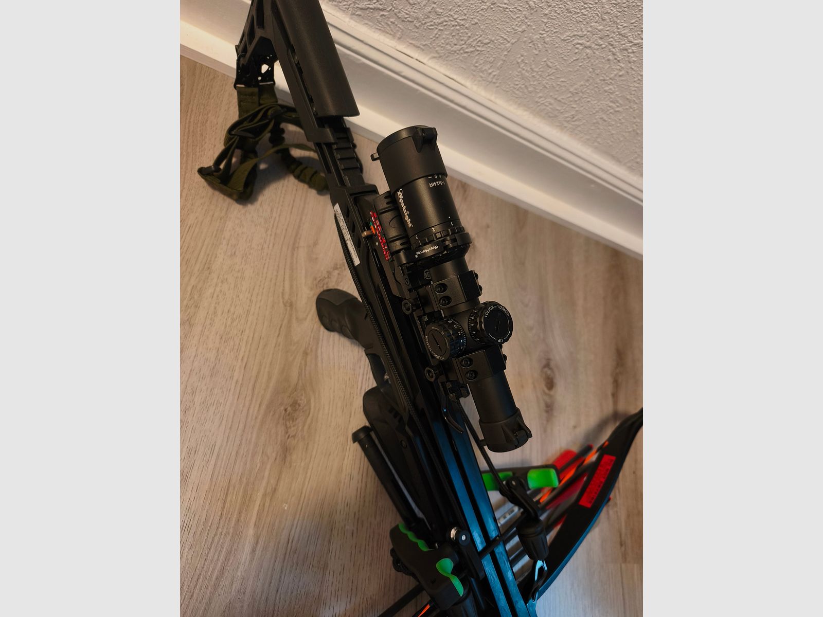 Arbalète à poulies neuve NP 450€