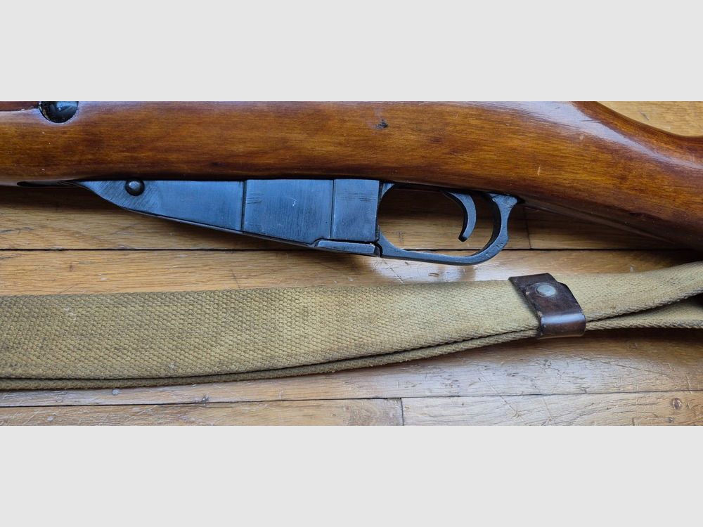 Mosin Nagant Gewehr 1891/30 – Vor-Kriegsqualität – Arsenal von Izhevsk 1926 – Achtkantiger Verschluss – Gewehrriemen und Bajonett – 100% Mono-Nummer – Wunderschöner Lauf – Ausgezeichneter Zustand – Das Mosin-Gewehr oder der Liebesbund von Sergej und Tatiana! – TBE++, Bild 31 von 39