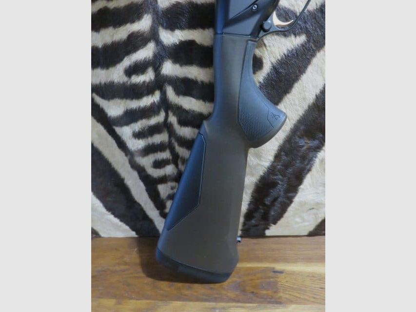 BROWNING Maxus 2 Compo Brown Flinte Kal. 12/89 Lauf 76 cm 5 Chokes – Waffenkoffer, Bild 8 von 10