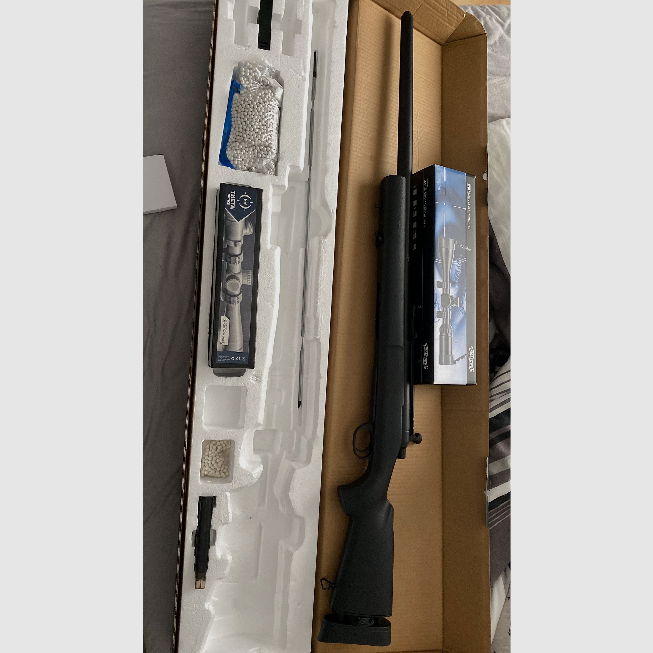 CYMA CM.702 mit zusätzlich 2 verschiedene Zielfernrohre 