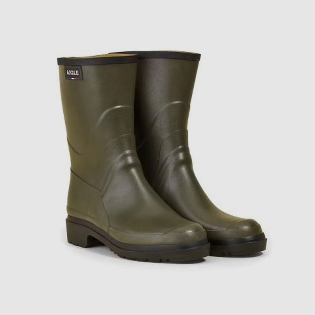 Bottillons Aigle BISON 2 Kaki - Cuir Résistant - Semelle Antidérapante - Confort et Protection Durable, image 1 sur 5