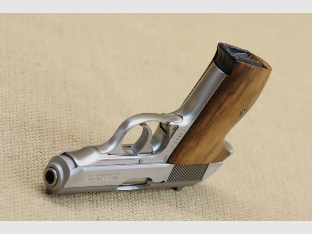 Interarms PPK 9mmBrowningK