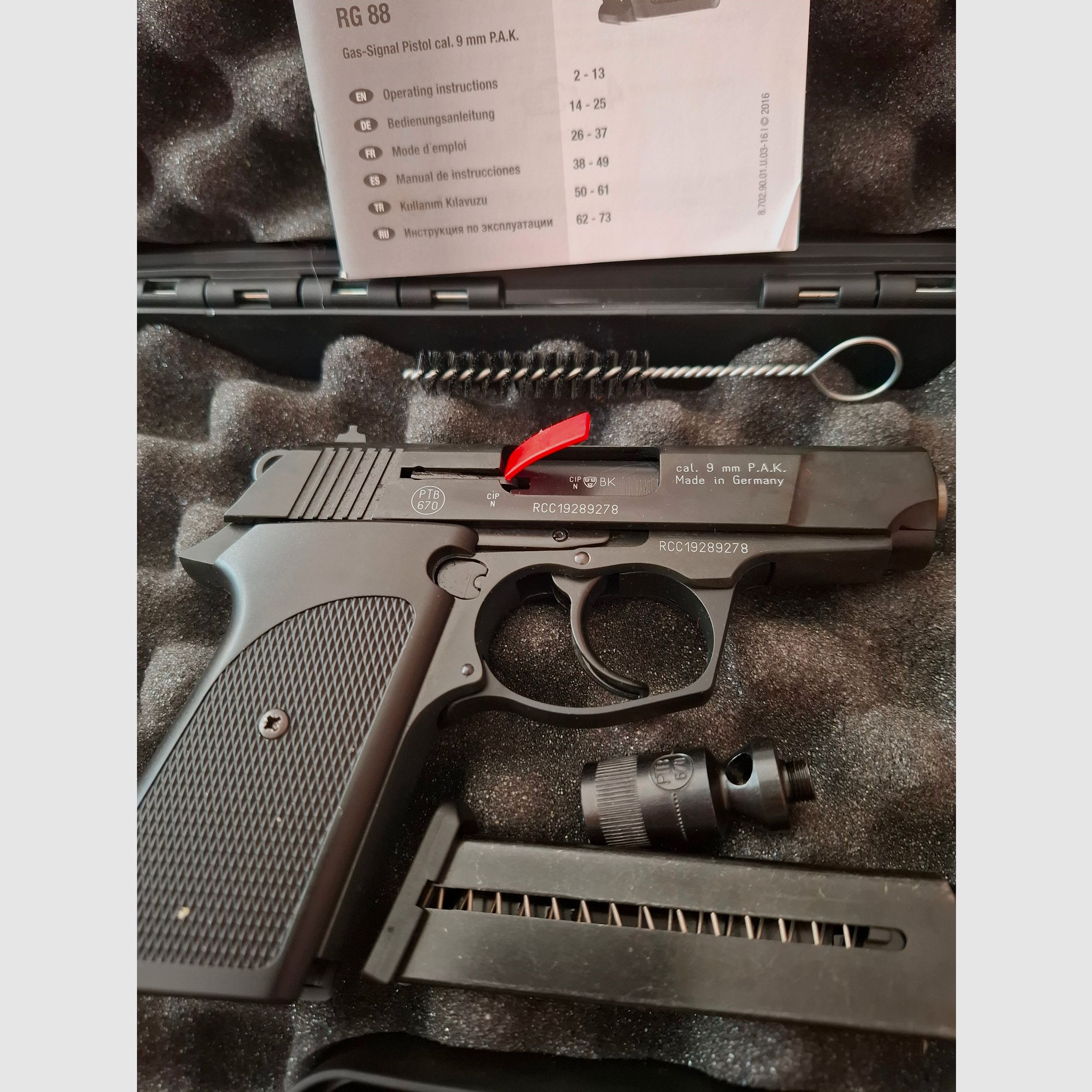 Röhm RG 88  9mm P.A.K.   PTB 670. "NEU"