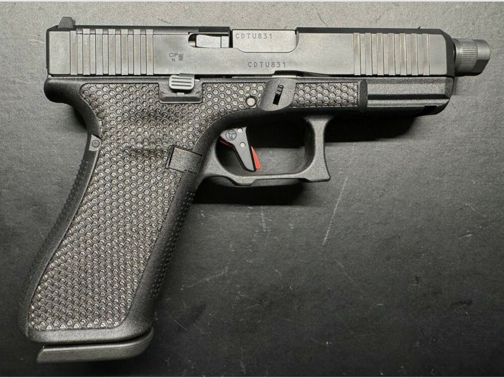 Glock 45 MOS / FS / SD Custom Peterssen Gunworks, Bild 3 von 3