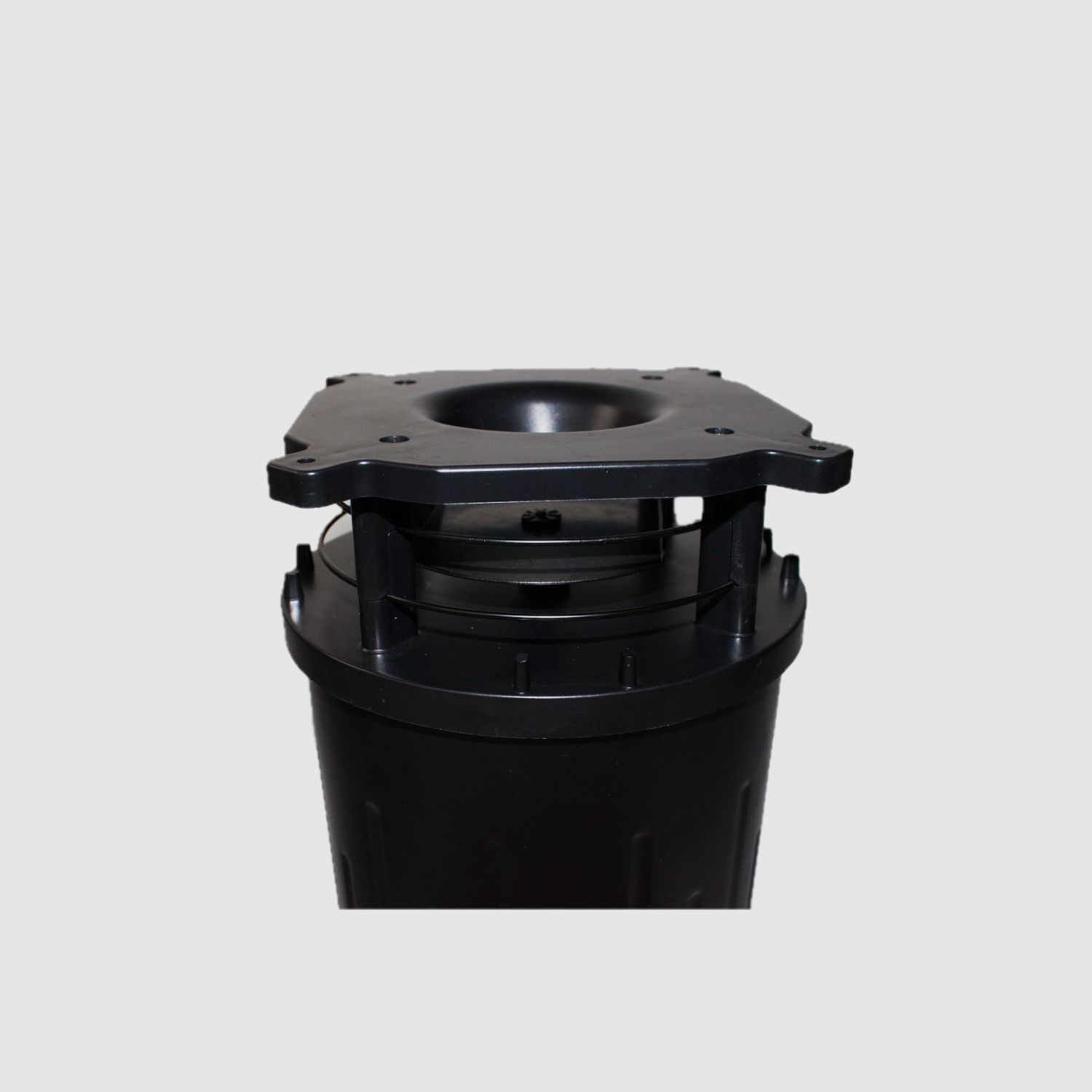 Streuautomat für Wildfutter, digital gesteuert