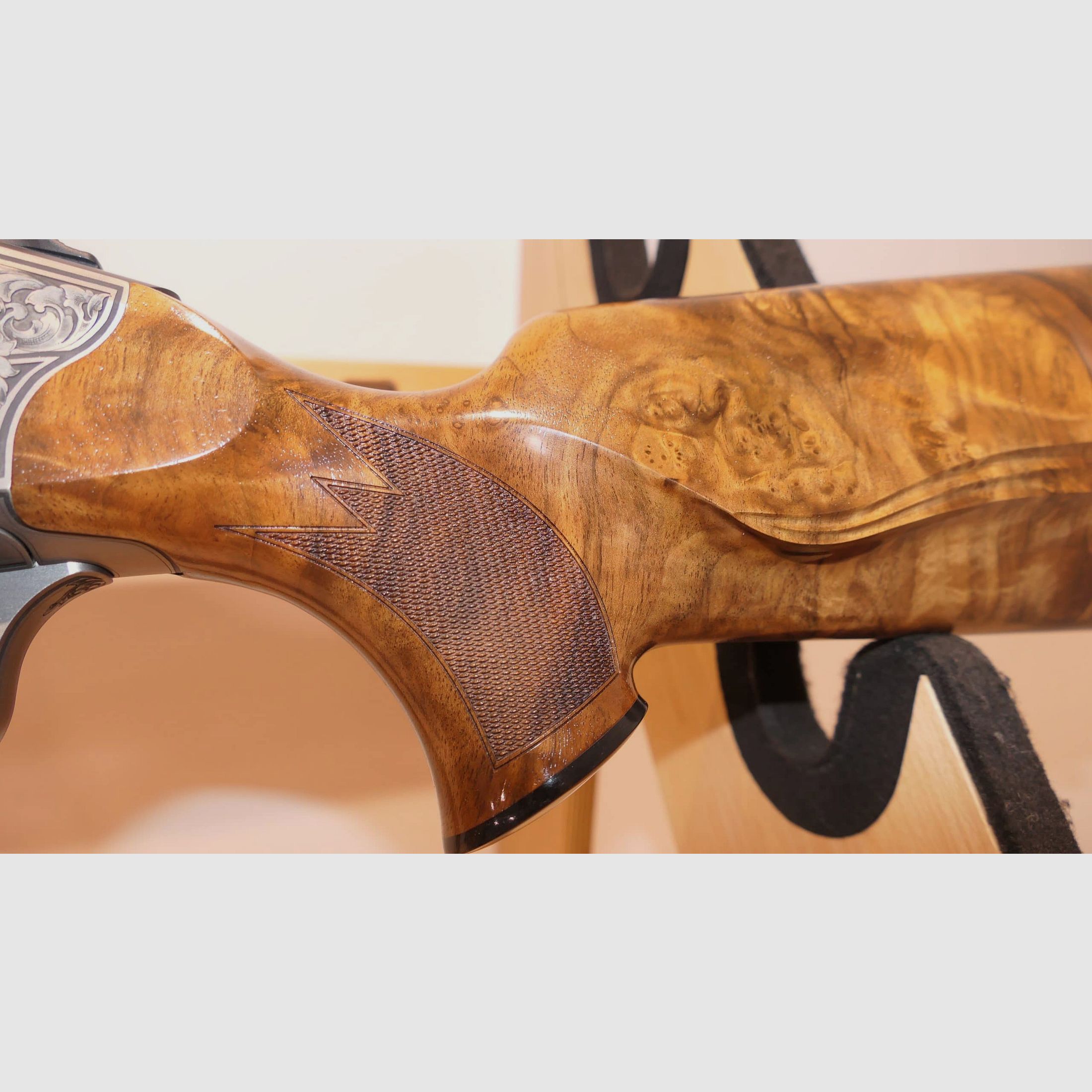 Jagdbüchse Blaser R8 Luxus Grad 7 Kal. 300 Win Mag, Bild 10 von 14