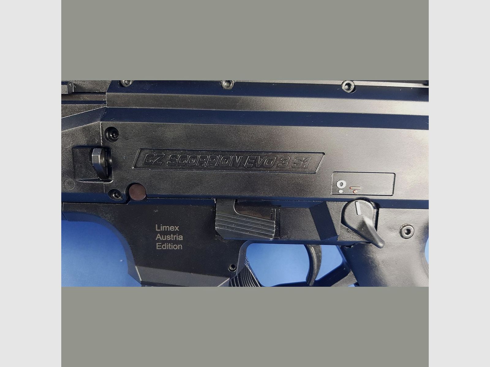 CZ Scorpion Evo3 S1 Carbine Kal.9x19mm Zwart, afbeelding 7 van 9
