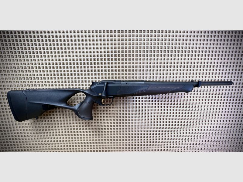 BLASER R8 ULTIMATE CUERO / DIFERENTES CALIBRES / LL 47cm / M15X1 / Gatillo dorado / Cámara de competición