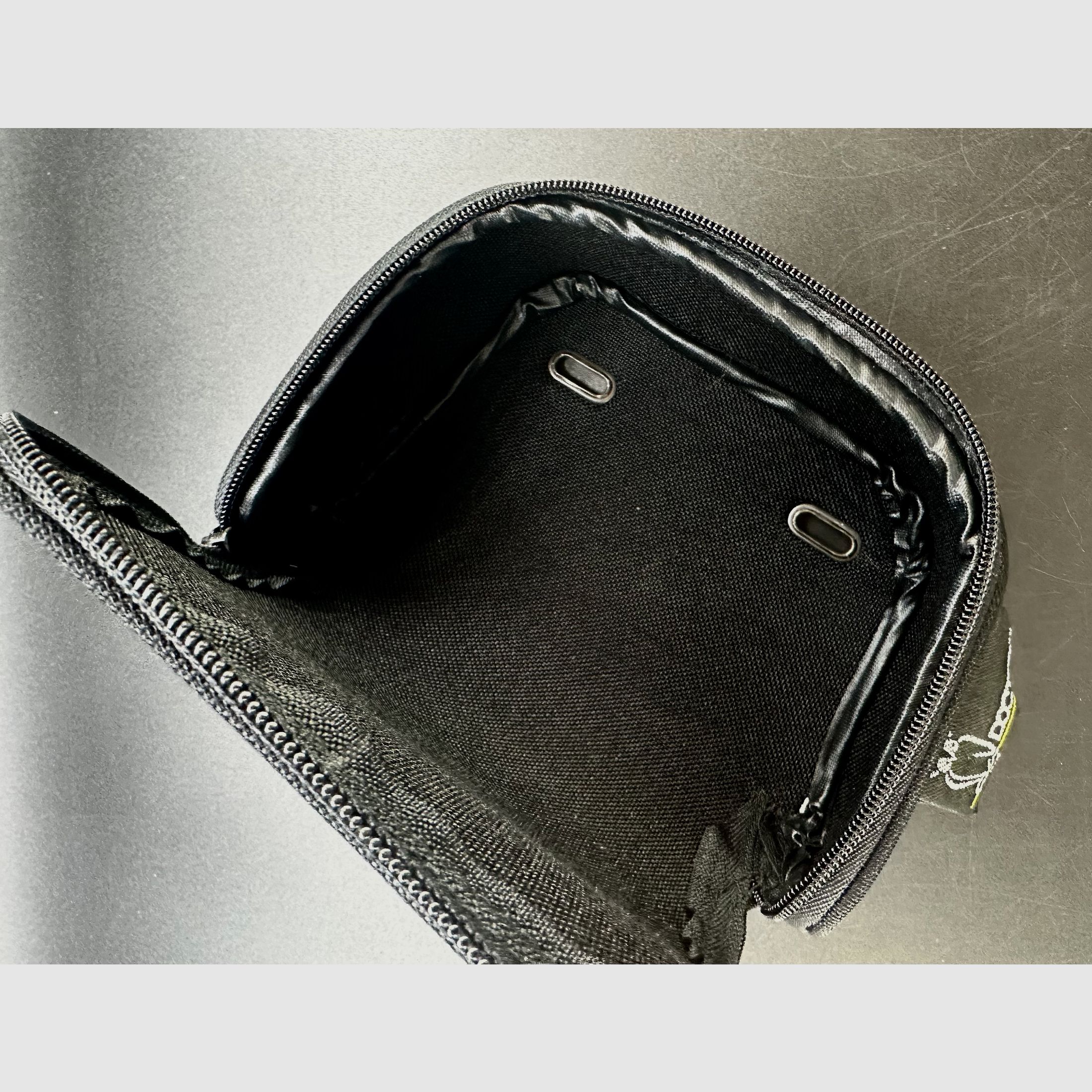 black Docter binocular case interior dimensions 15x6x12.5cm