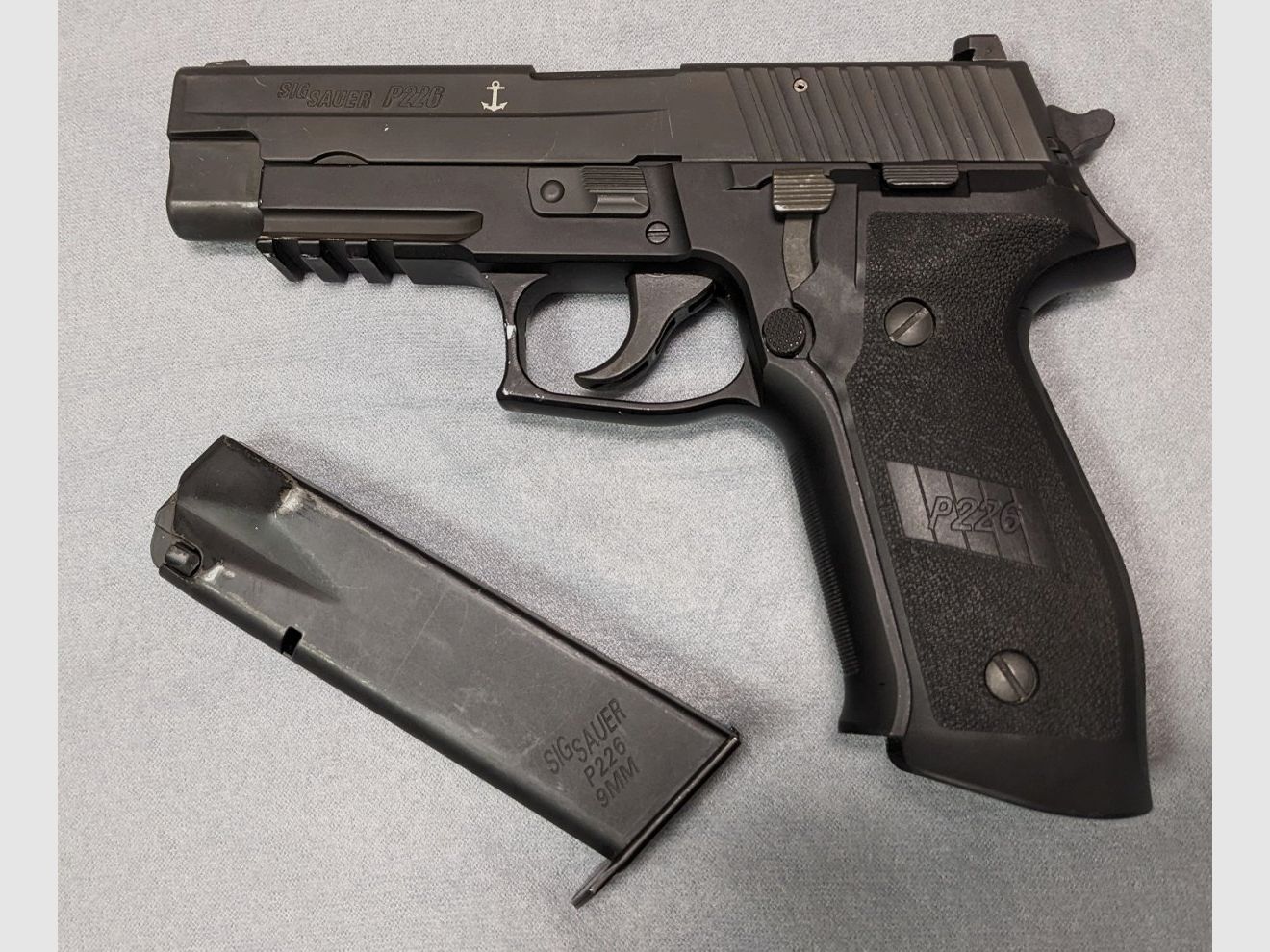 Sig Sauer P226 MK25 Navy 9mm Luger