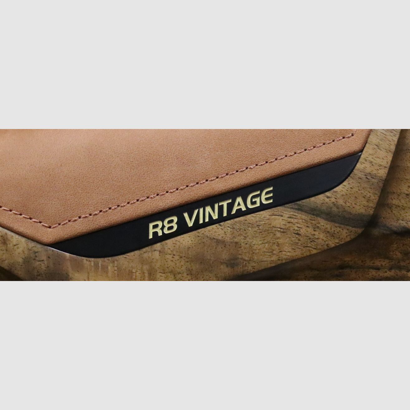 R8 Vintage mit 2 Läufen und Koffer + 2 Leica Magnus Zielfernrohre, Bild 2 von 6