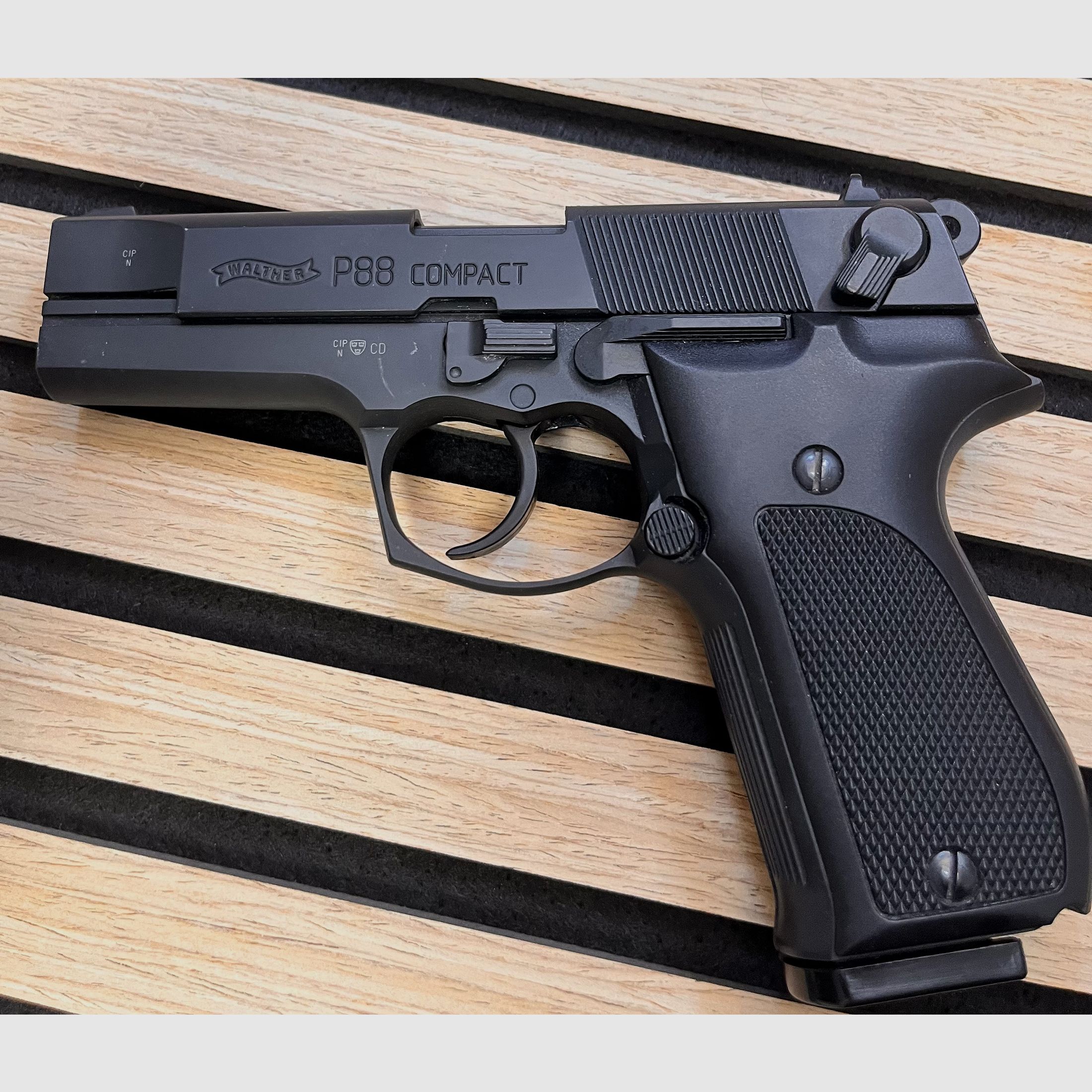 Walther P88 P.A.K