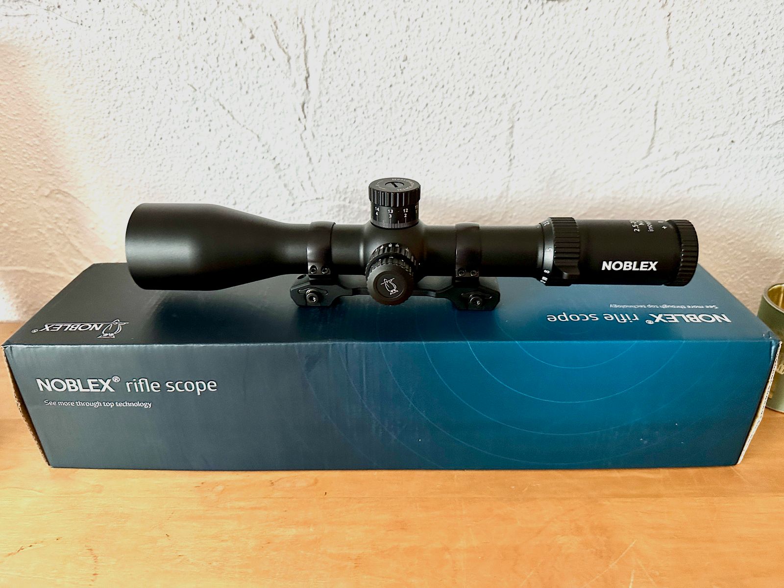 Noblex  NZ8 Inception 2,5-20x50 inkl.  Innomount Blockmontage WIE NEU