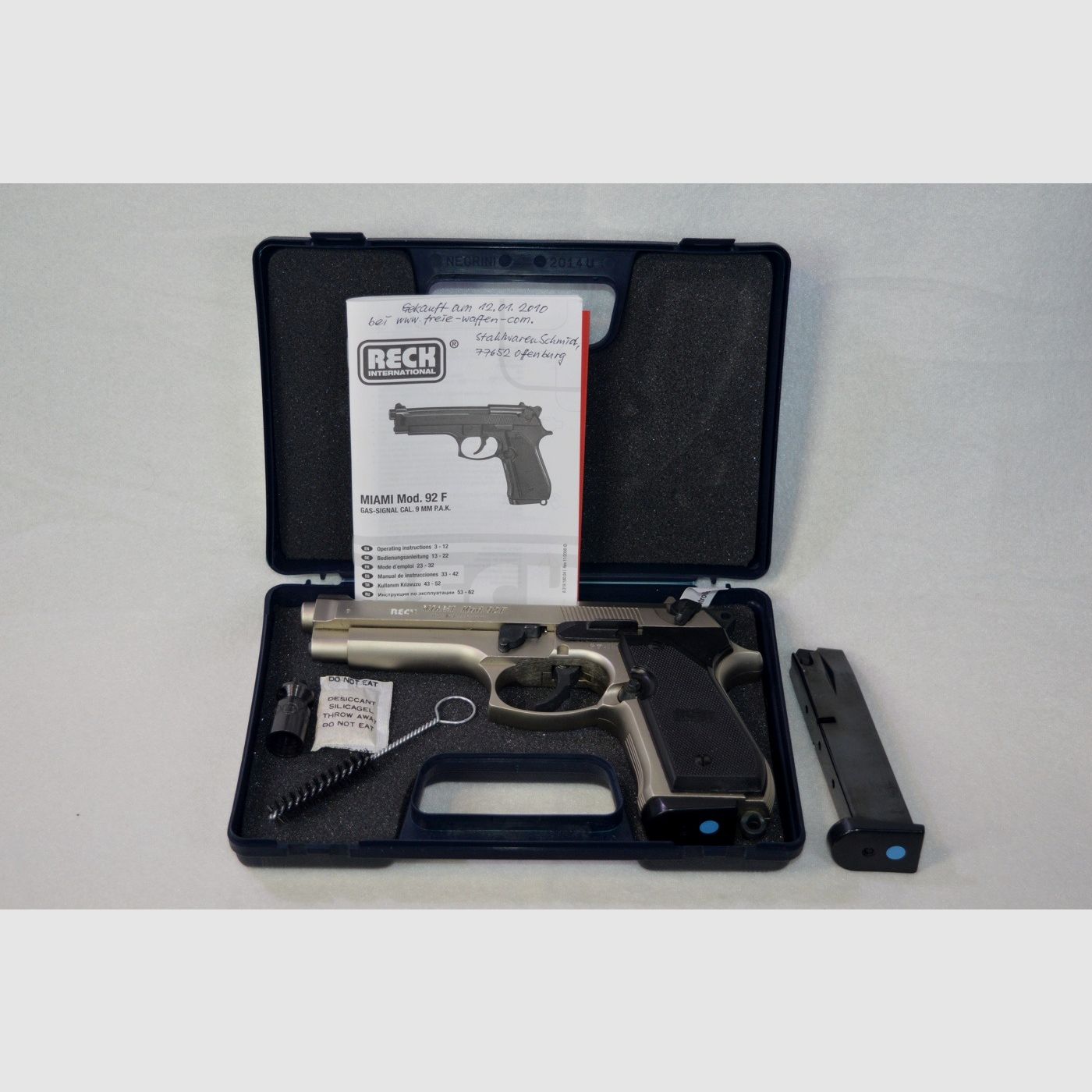 Top-Pakket! Reck Miami Mod. 92 F verchroomd, Cal. 9 mm P.A.K. + takt. Holster + 2. Magazin
