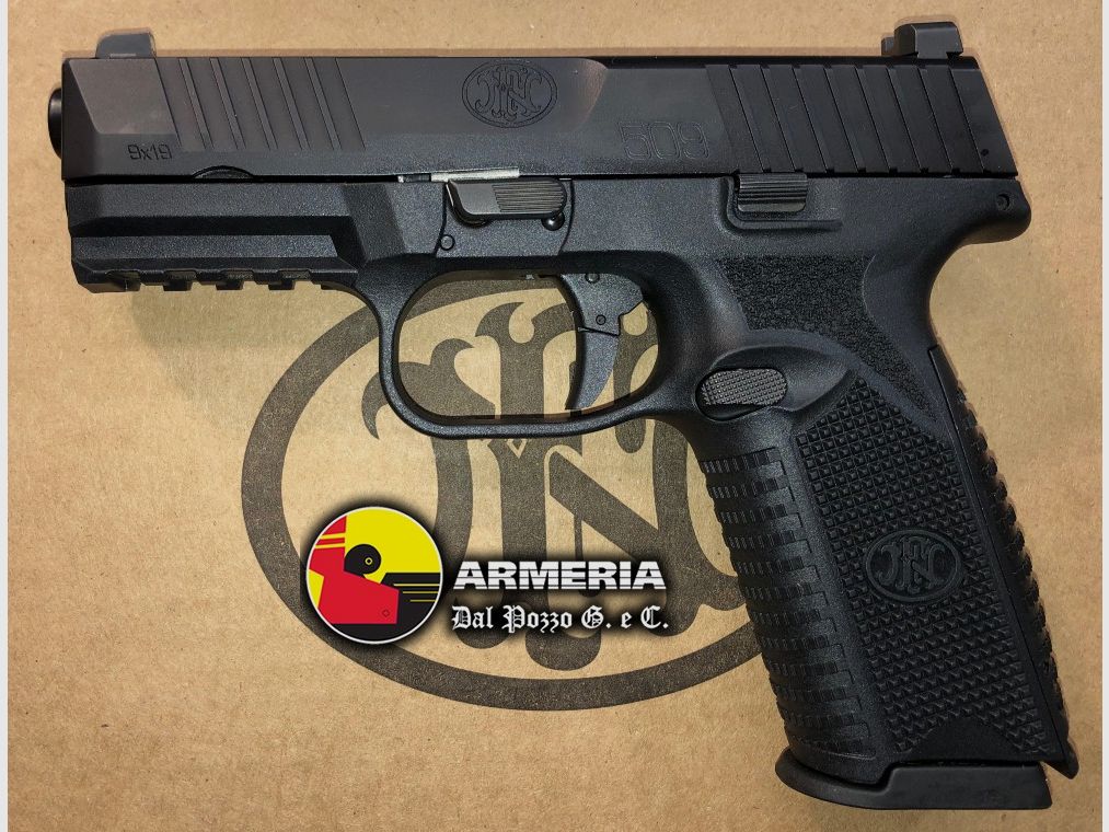 FN 509 9X19 BLACK, immagine 2 di 2