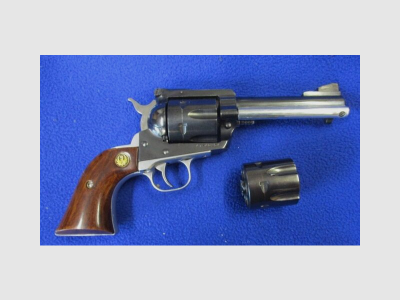Single Action Revolver Ruger .45Colt met verwisselbare trommel .45Auto Blackhawk