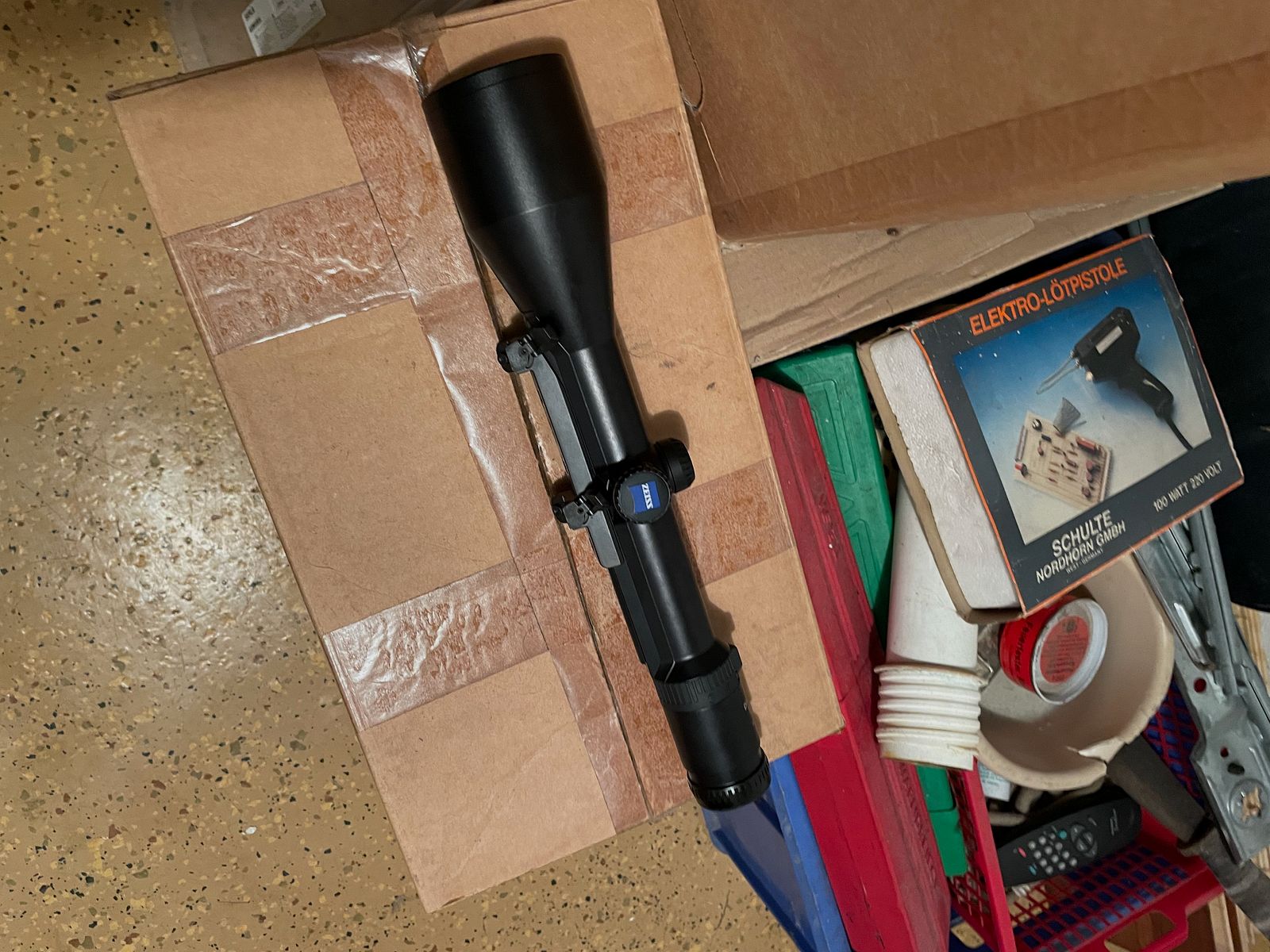 Blaser R93 Repetierbüchse 9,3x62 mit Zielfernrohr und Hitpoint