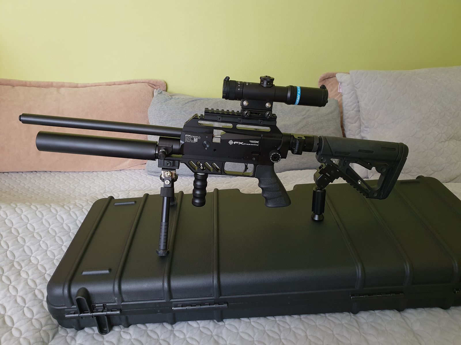 FX Dreamline Tactical Compact