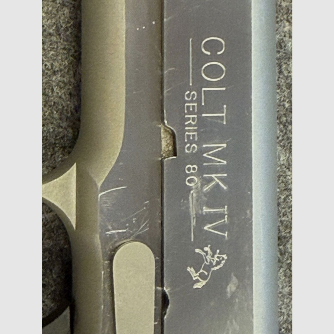 Pistola Colt .45 Auto Colt Government, imagen 6 de 6
