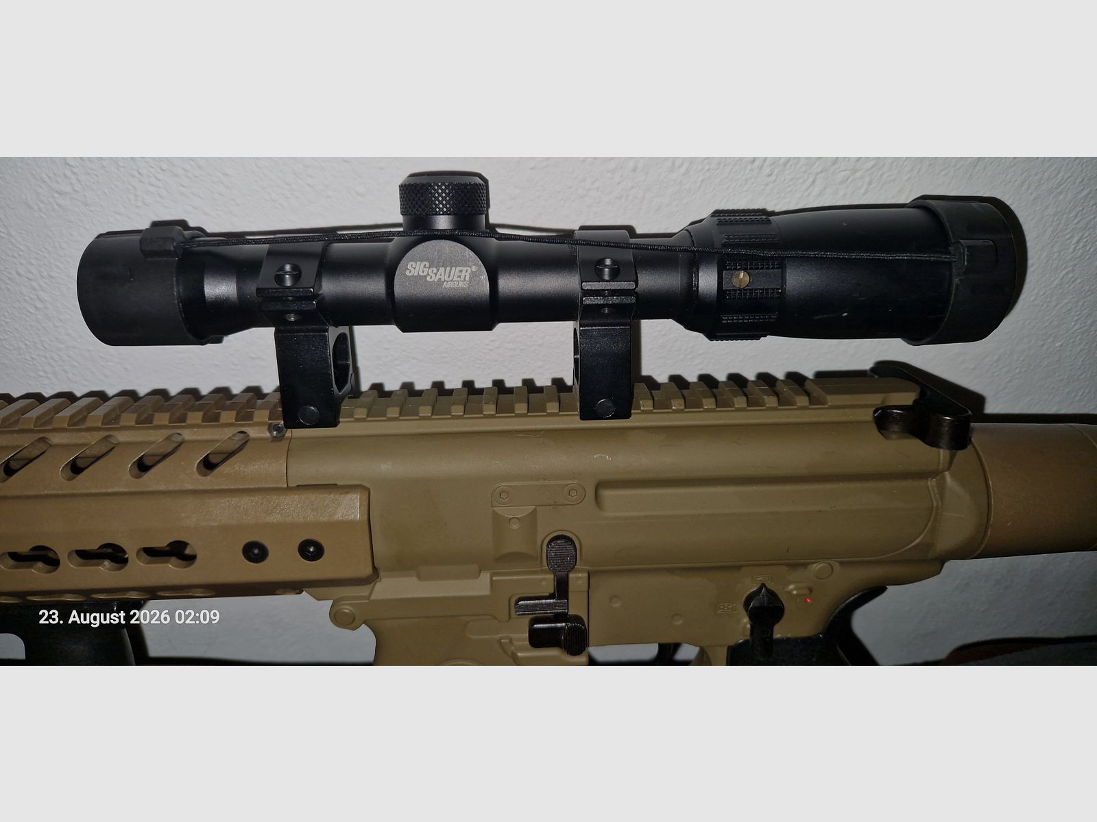 SIG SAUER MCX / 4.5mm / CO2 RAPID FIRE AIR RIFLE / 18 INCH BARREL / 30 SHOTS /+ SCOPE ------>! READ DESCRIPTION ! <------
